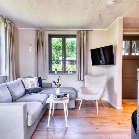 Zehnmorgen 12 Klein Stresow Ruegen By Ruyastay *