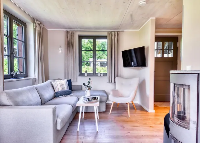 Zehnmorgen 12 Klein Stresow Ruegen By Ruyastay *